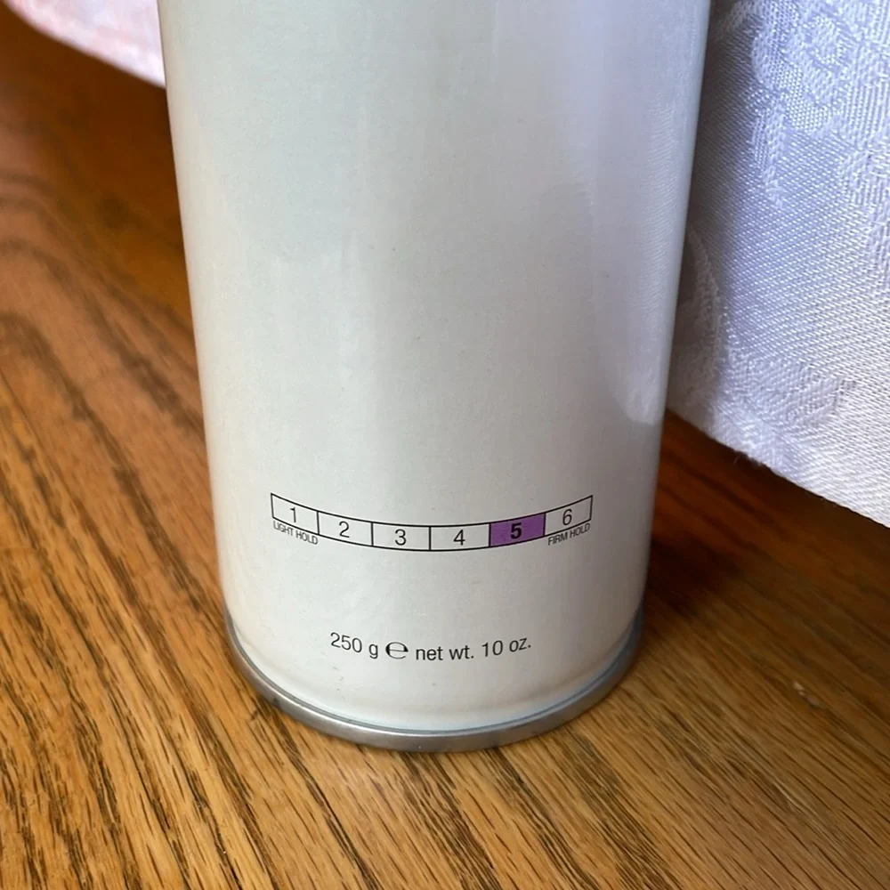 NWT Rusk Radical Extreme Hold Finishing Hairspray - Picture 3 of 4